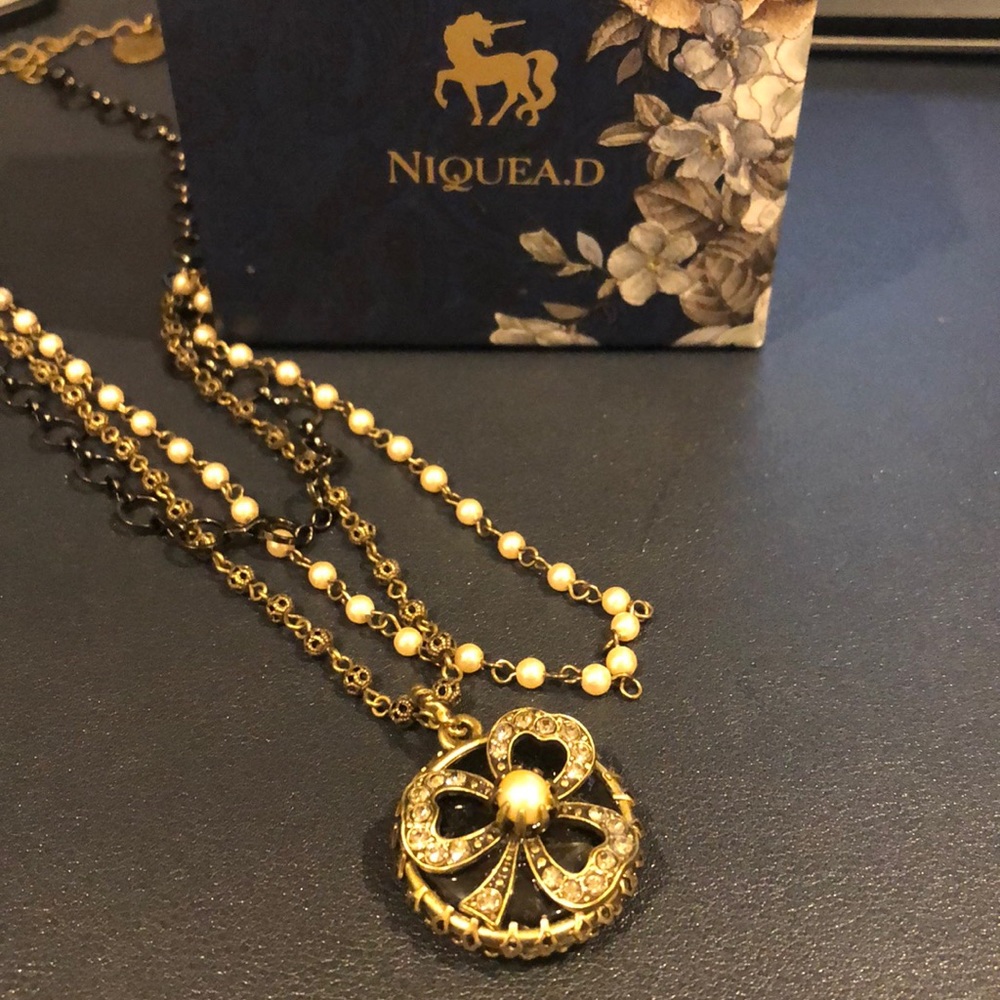 Shamrock necklace-